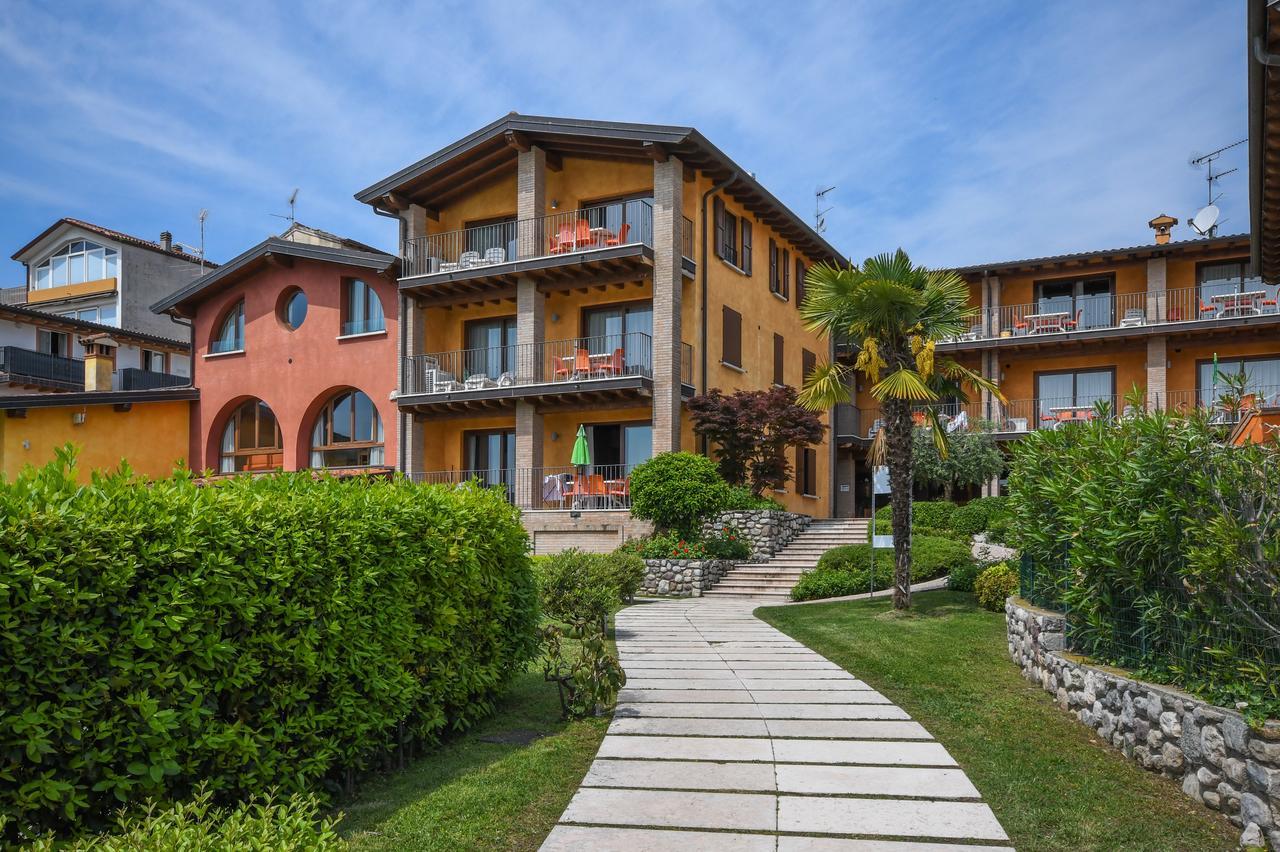 Corte Ferrari -ciao Vacanze- Aparthotel *