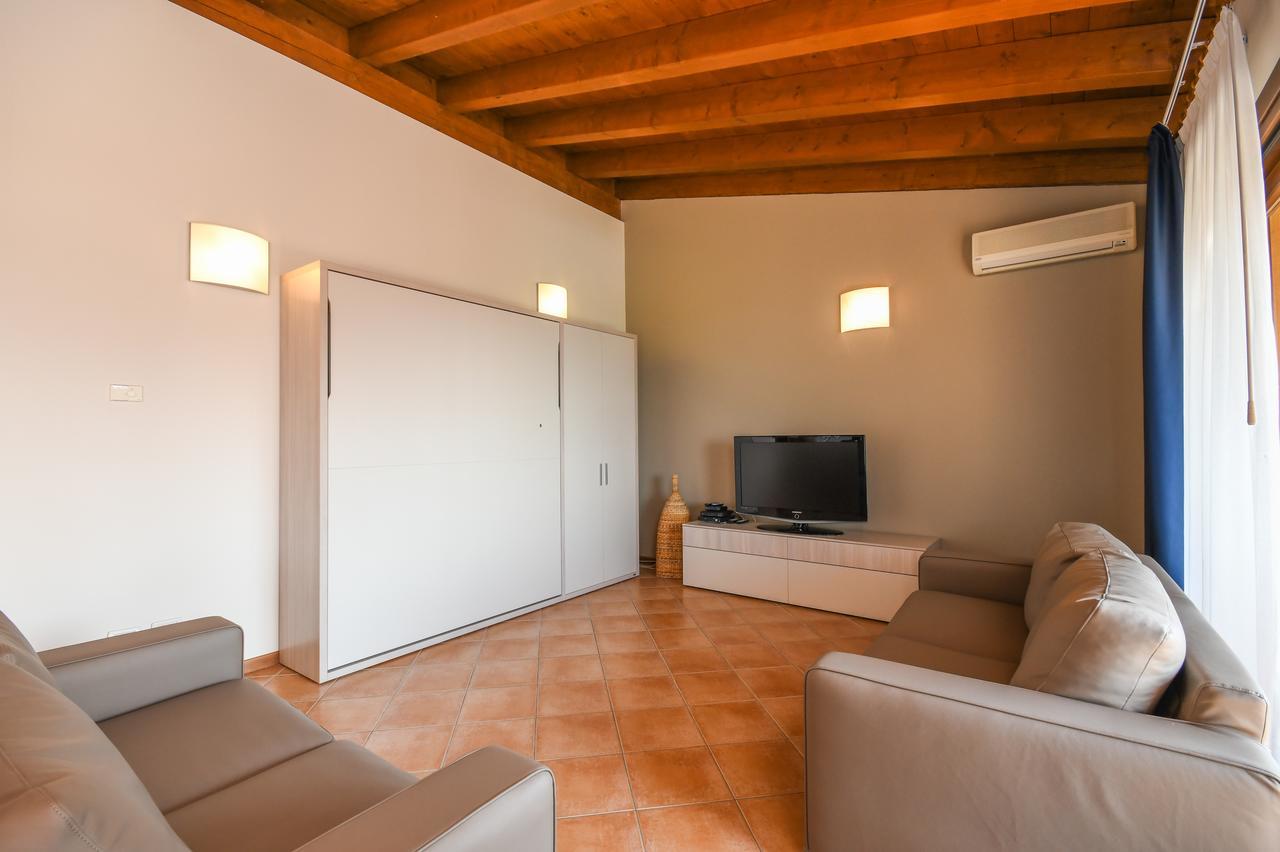Apartahotel Corte Ferrari -ciao Vacanze- *